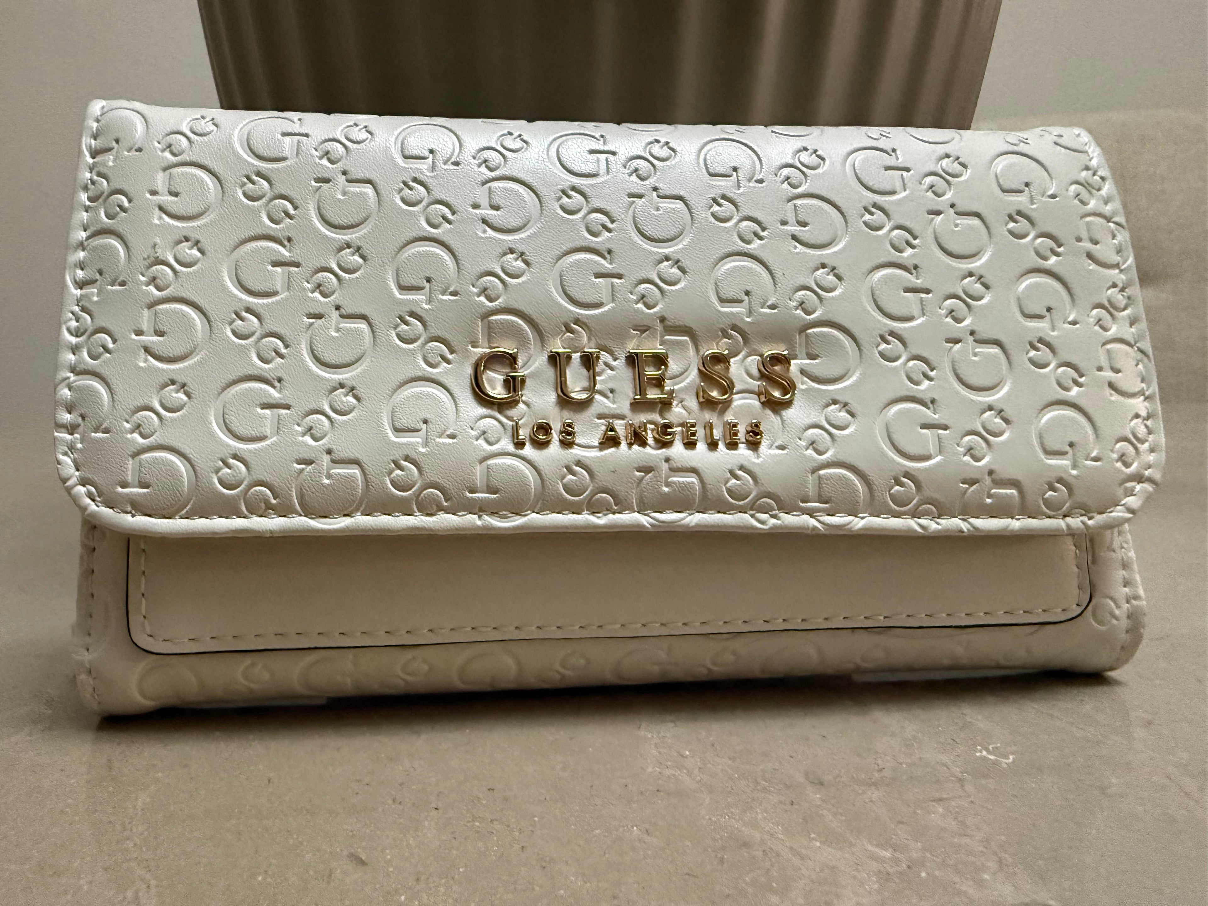 Cartera Guess